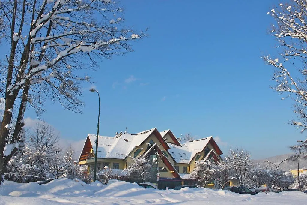 Jawor Pokoje I Apartamenty-1