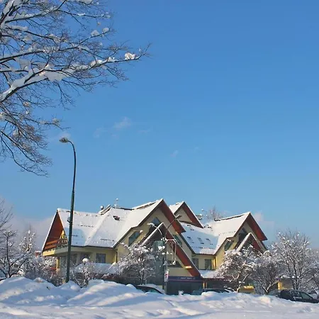 Jawor Pokoje i Apartamenty-3